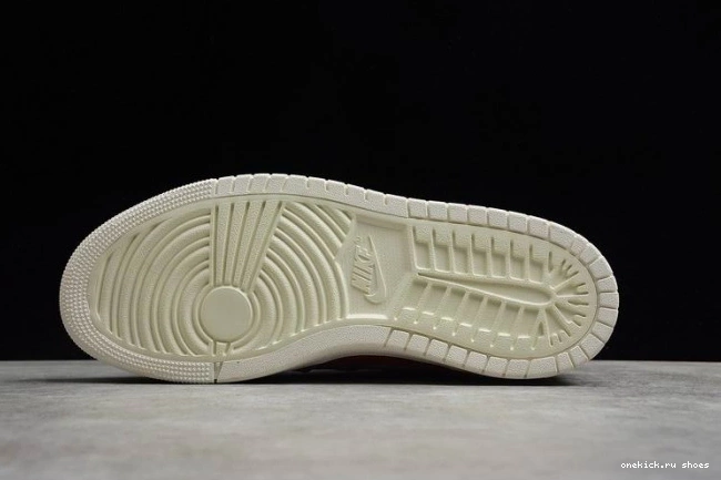 Cheap CMFT (W) 1 Rust Canyon High CT0979-602 Air Jordan Zoom 0713